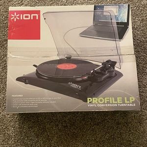 ION Audio PROFILE LP Turntable